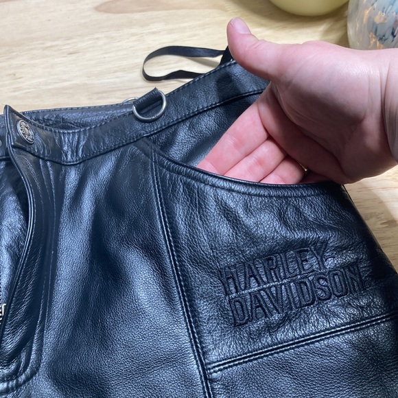 Harley Davidson Chaps - Picture 7 of 9
